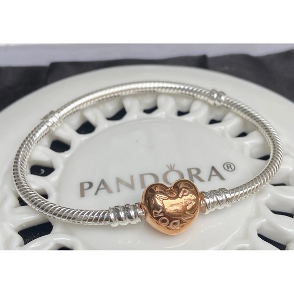NWT Authentic Pandora MOMENTS Heart Clasp Snake Chain Bracelet#580719-19 - Picture 3 of 4